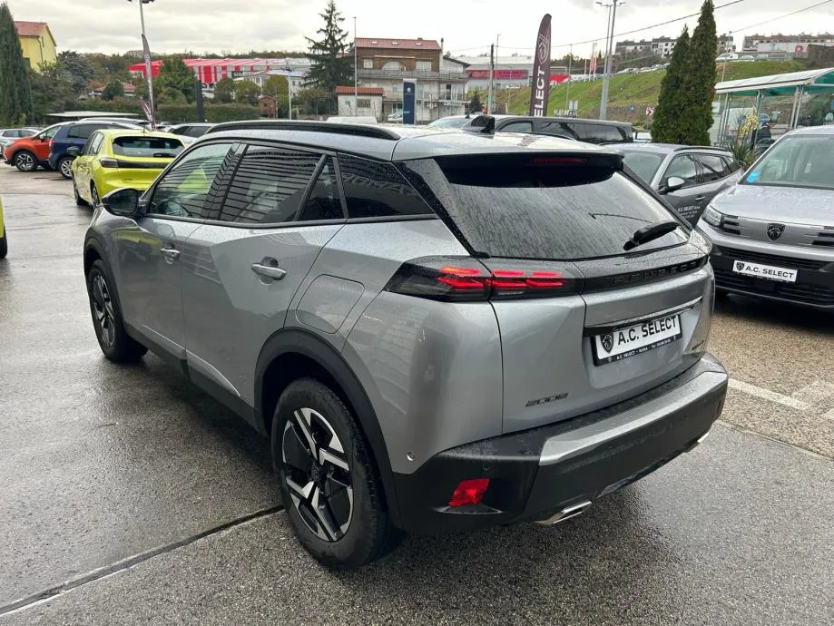 peugeot 2008 hybrid 136 - 2025 - 13.900km - rezerviran! - slika 6