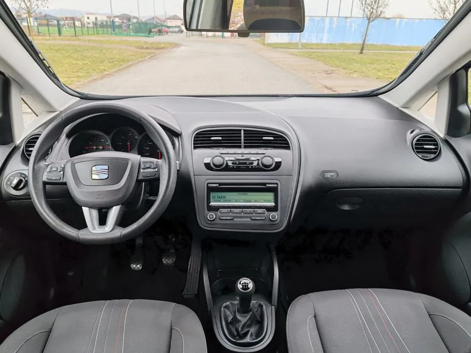 seat altea 1,6 tdi, 2012 god, 181000km, kartice 24/36 rata - slika 8