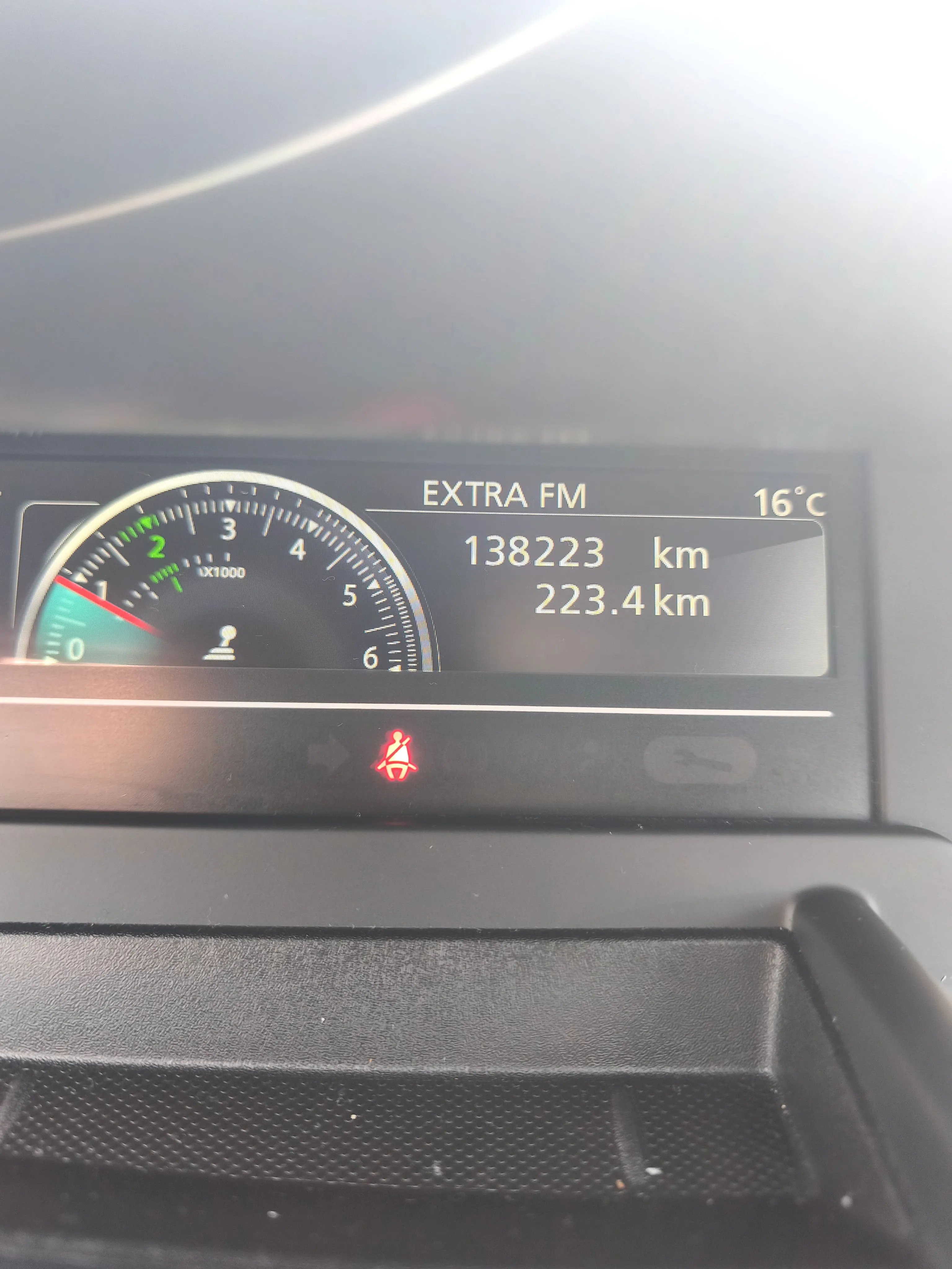 renault scenic 1.6 dci bose - slika 8