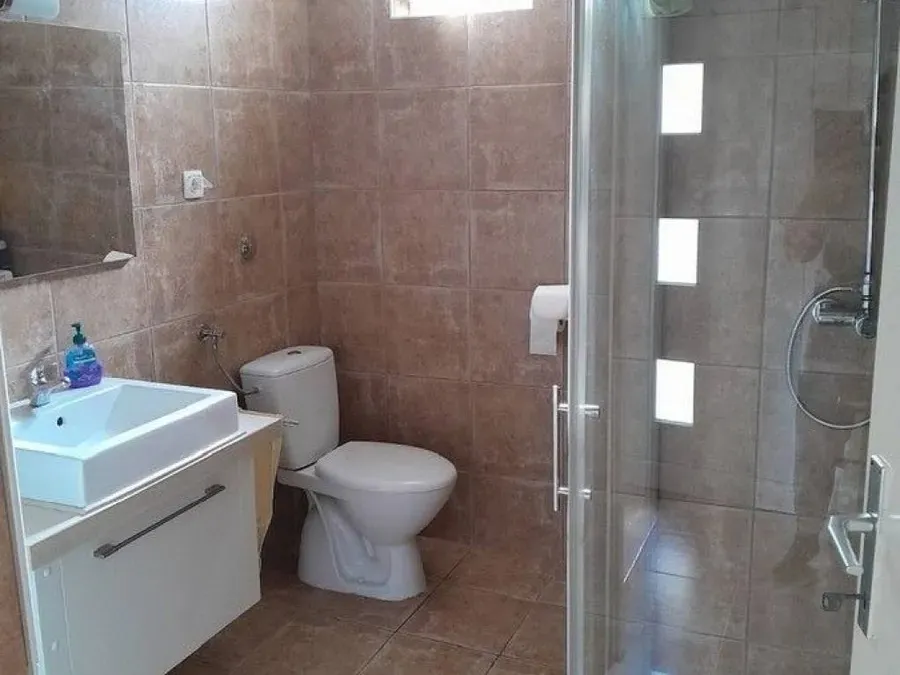 kuća na prodaju - blato - slika 10