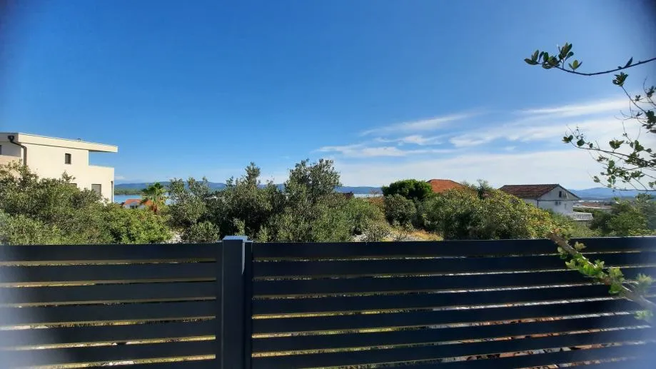 !!stan u prizemlju s pogledom na more: murter, 79.00 m2, novogradnja - slika 7