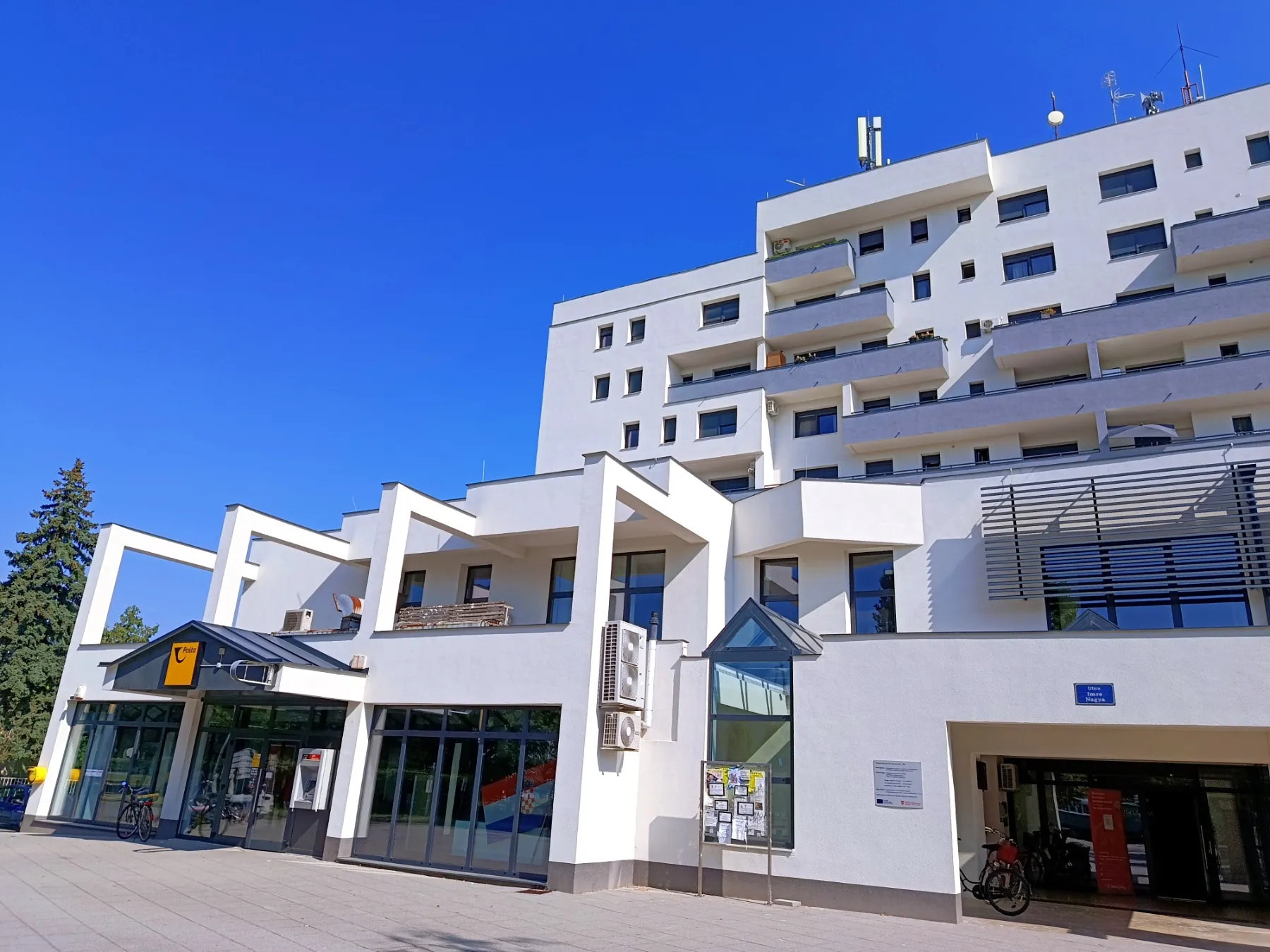 p r i l i k a !! beli manastir,strogi centar : poslovni prostor 186 m² - slika 9