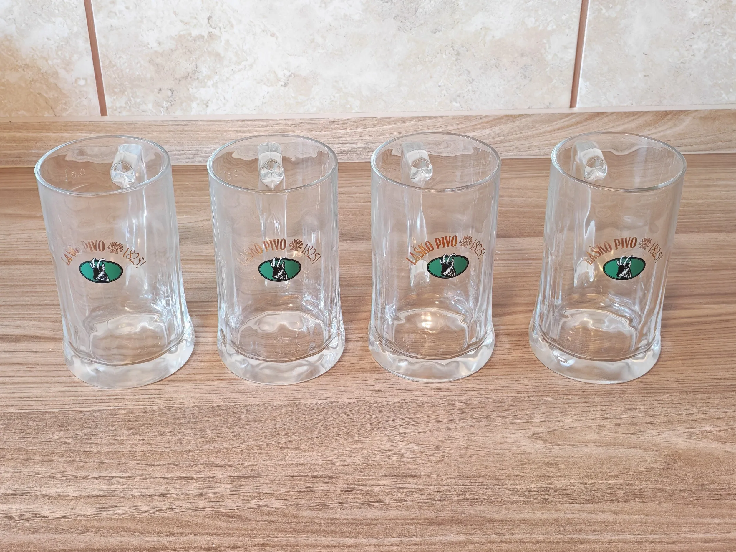 Krigle za pivo 4 kom Laško - Zagreb