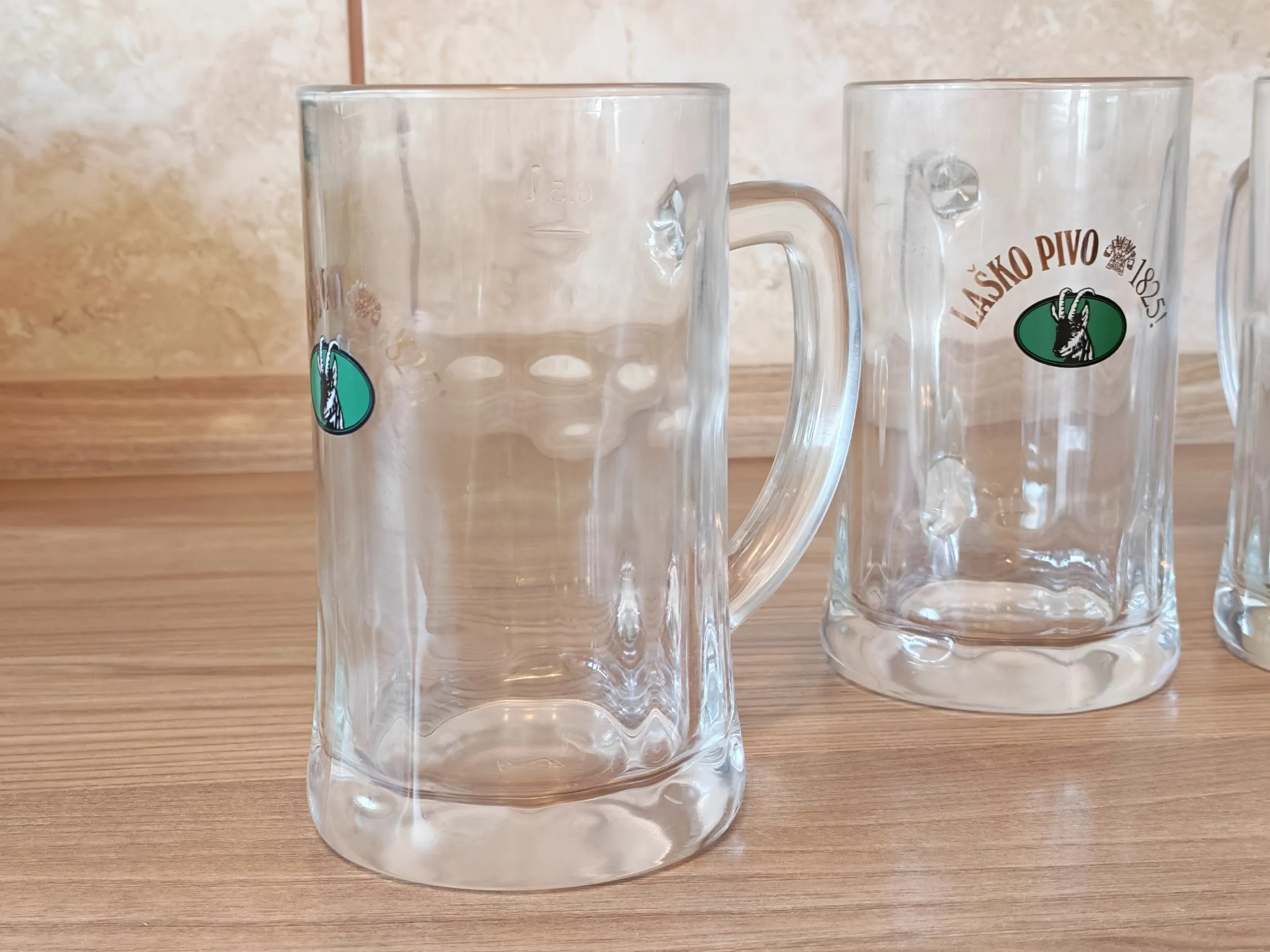 krigle za pivo 4 kom laško - slika 4