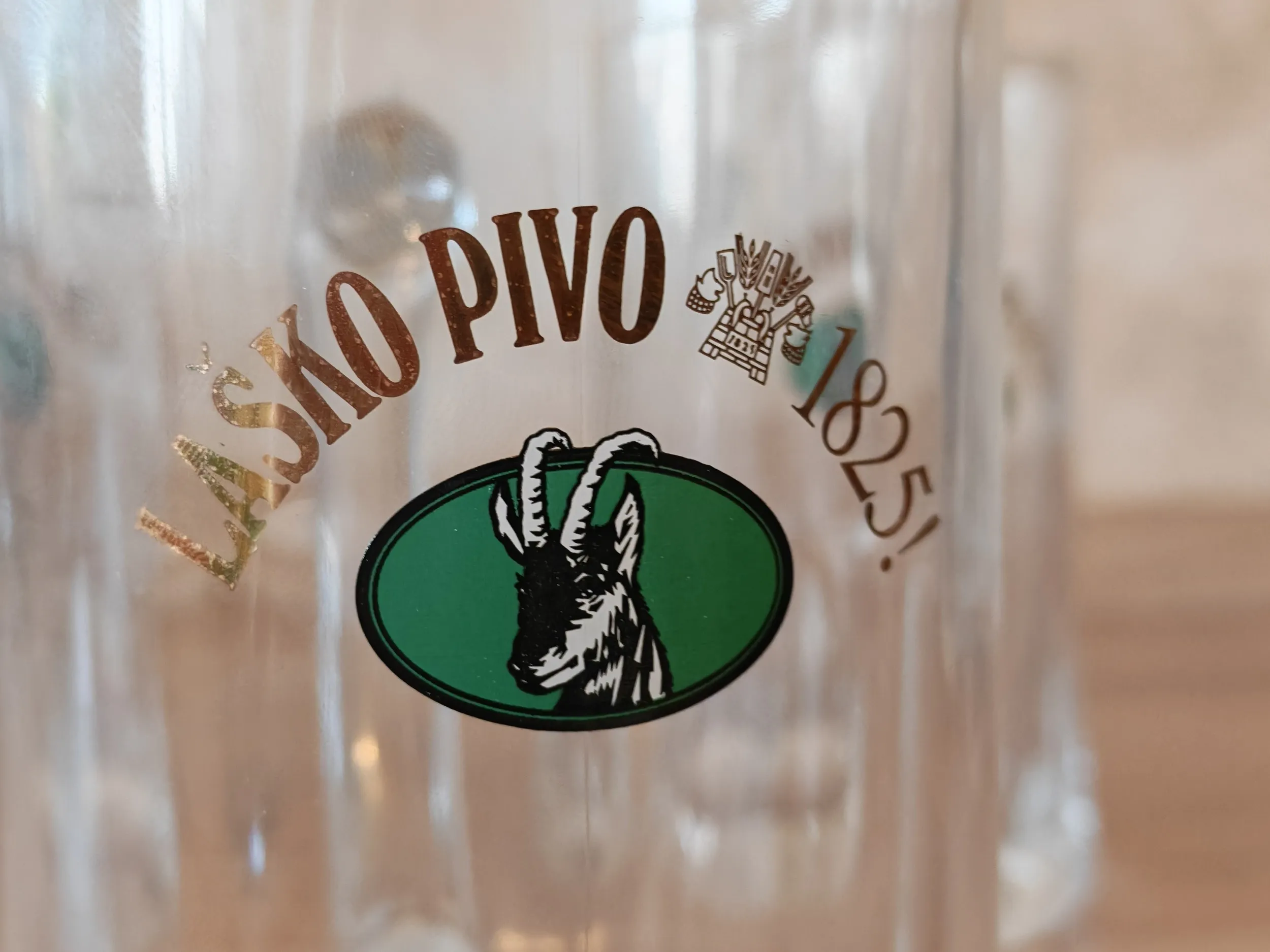 krigle za pivo 4 kom laško - slika 7