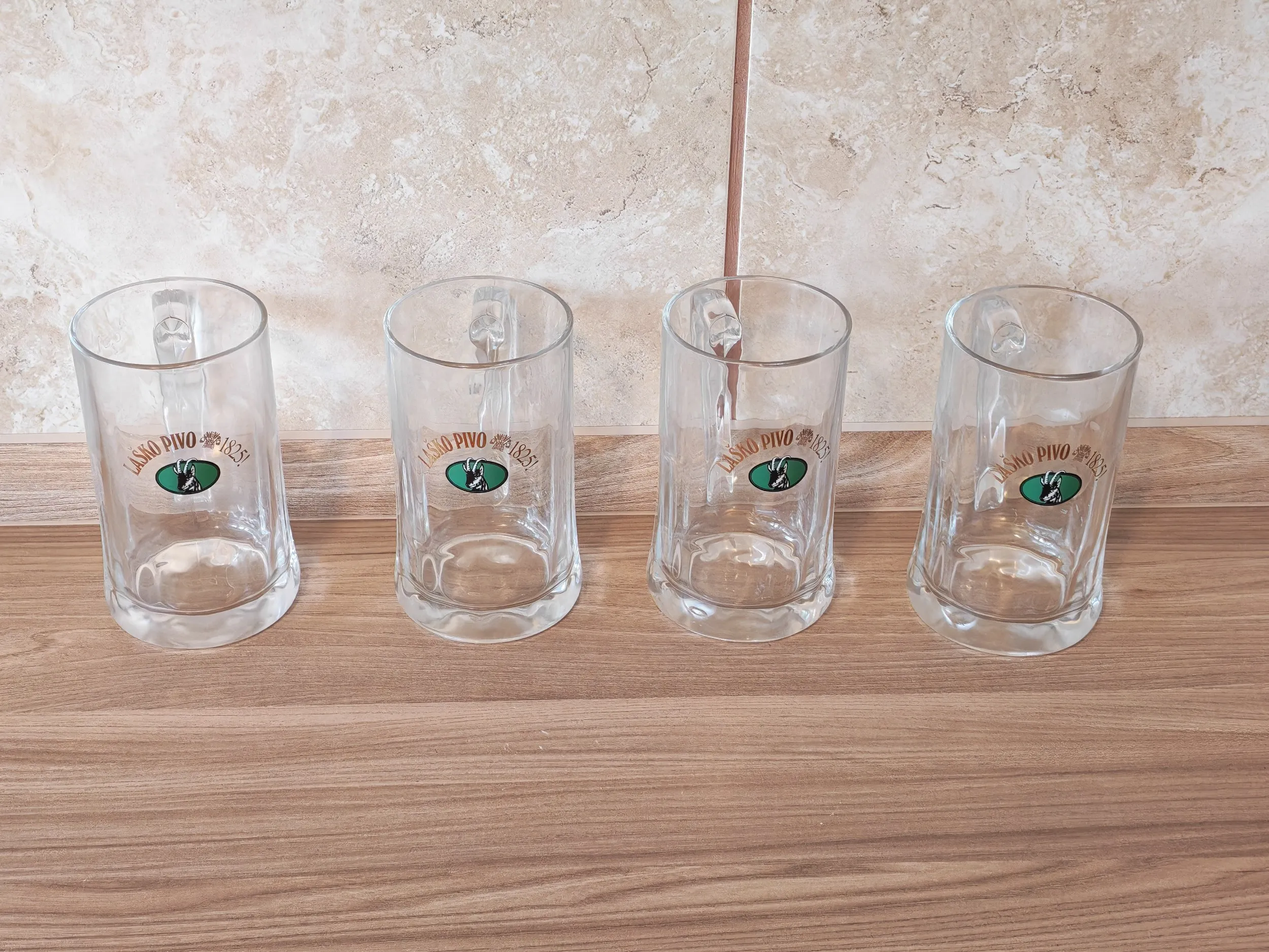 krigle za pivo 4 kom laško - slika 8