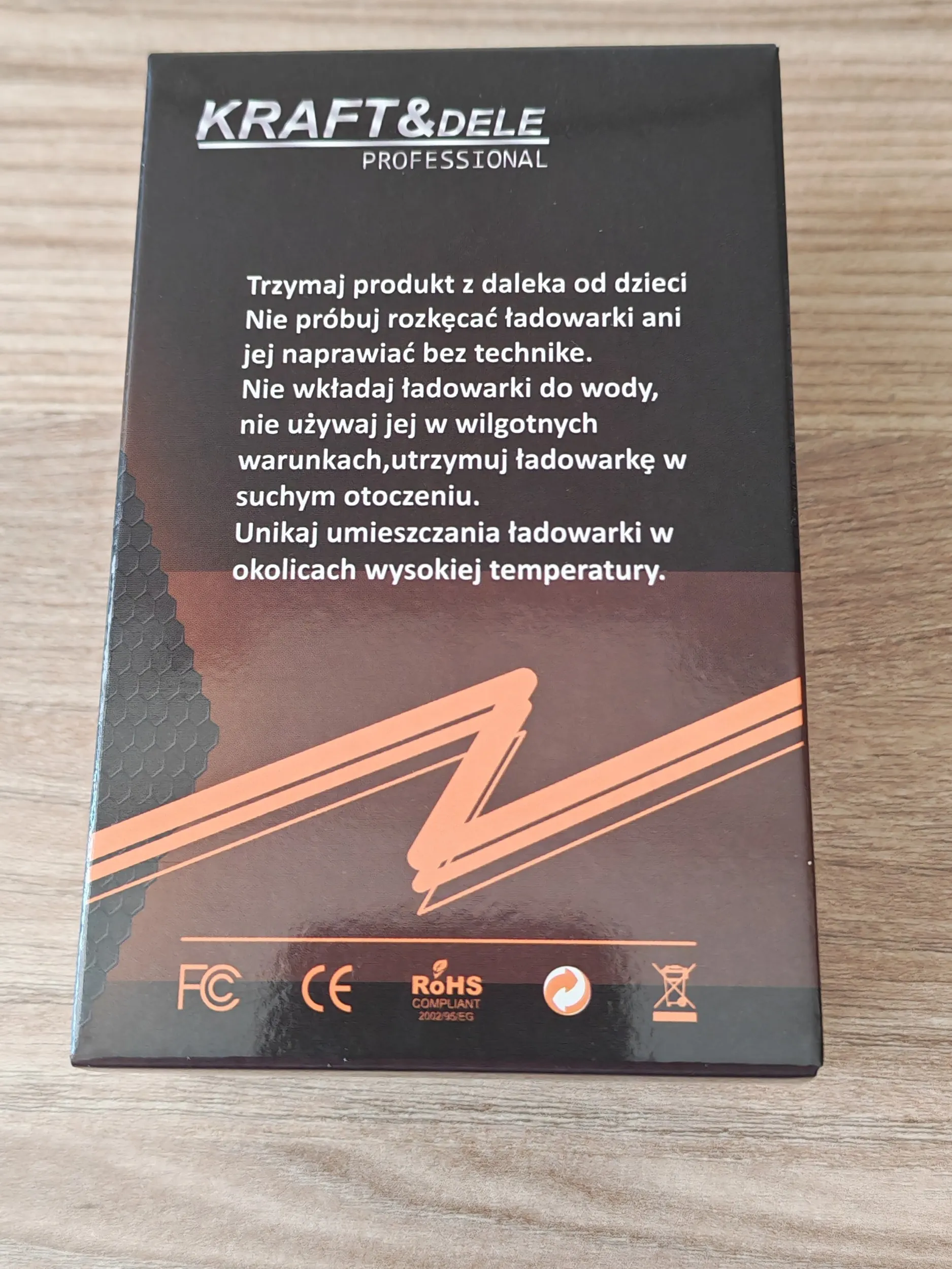 punjač za mobitel quick charge 3.0 - slika 11