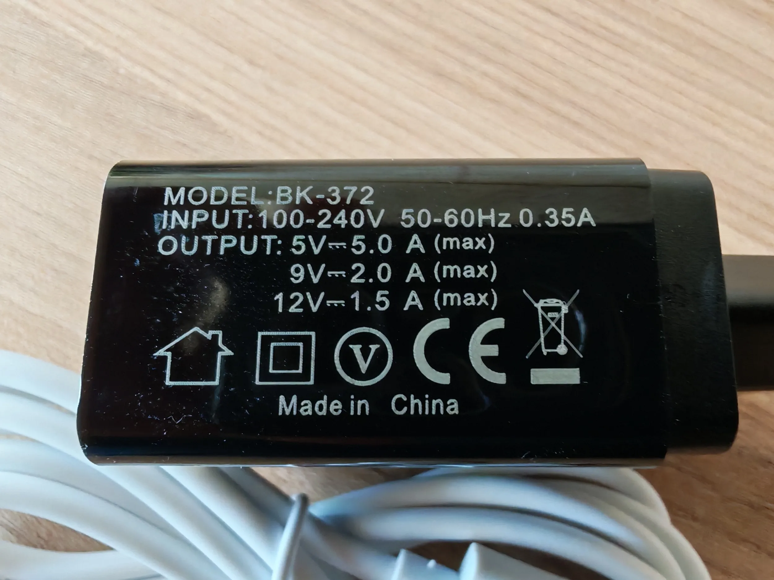 punjač za mobitel quick charge 3.0 sa kablom c 1,50 m - slika 8