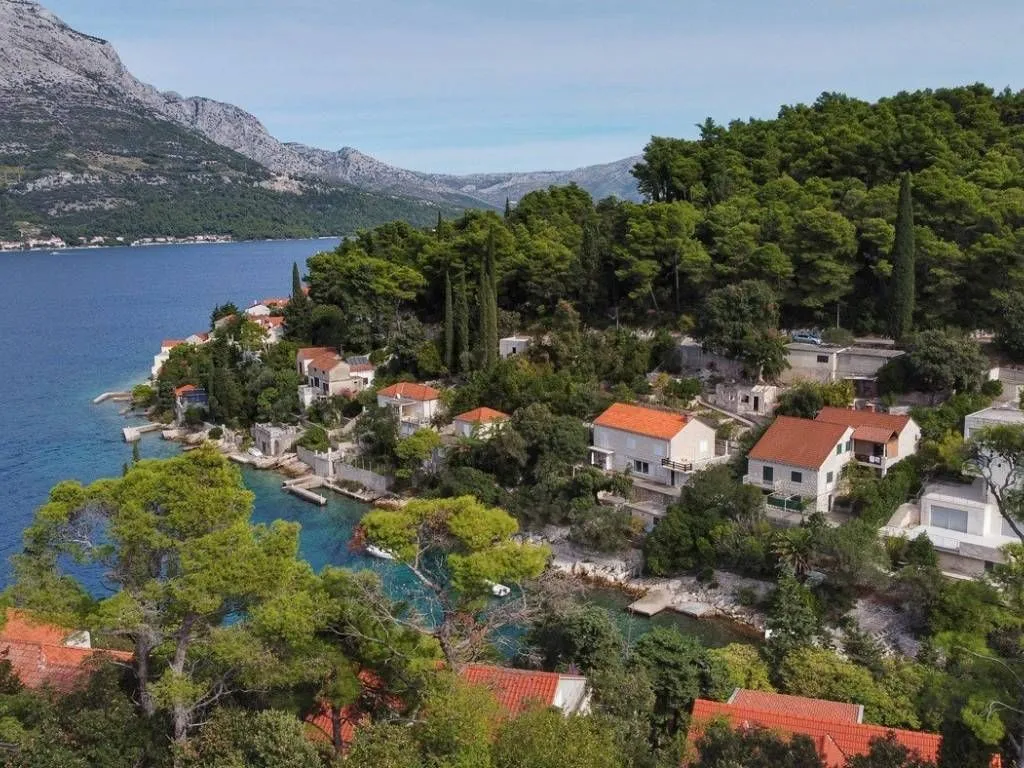 stan na prodaju - korčula - slika 18
