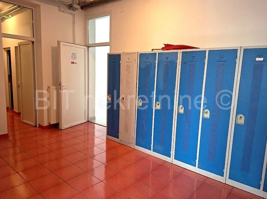 poslovni prostor prodaja centar 1500 m2 (prodaja) - slika 13