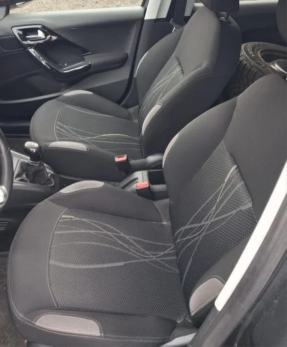 peugeot 208 1,2 vti, 2014 g, 94000, kartice 24/36 rata - slika 8