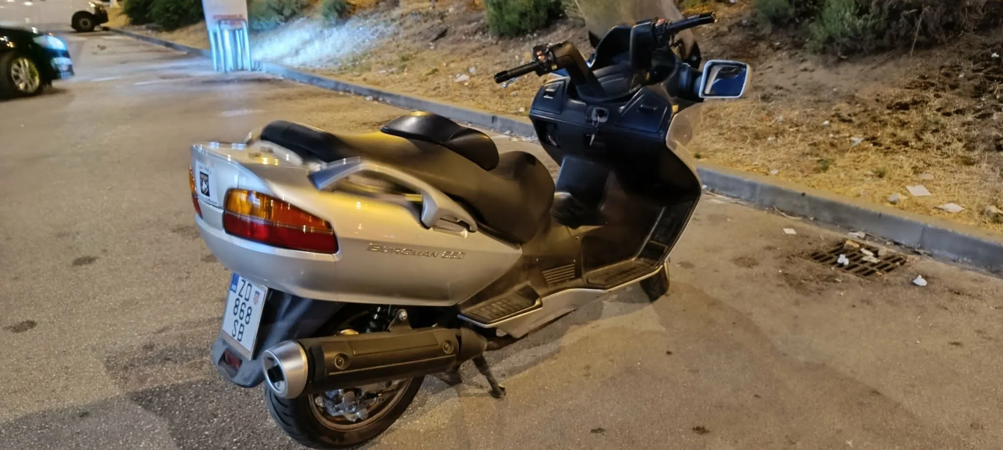 suzuki burgman 650 - slika 4