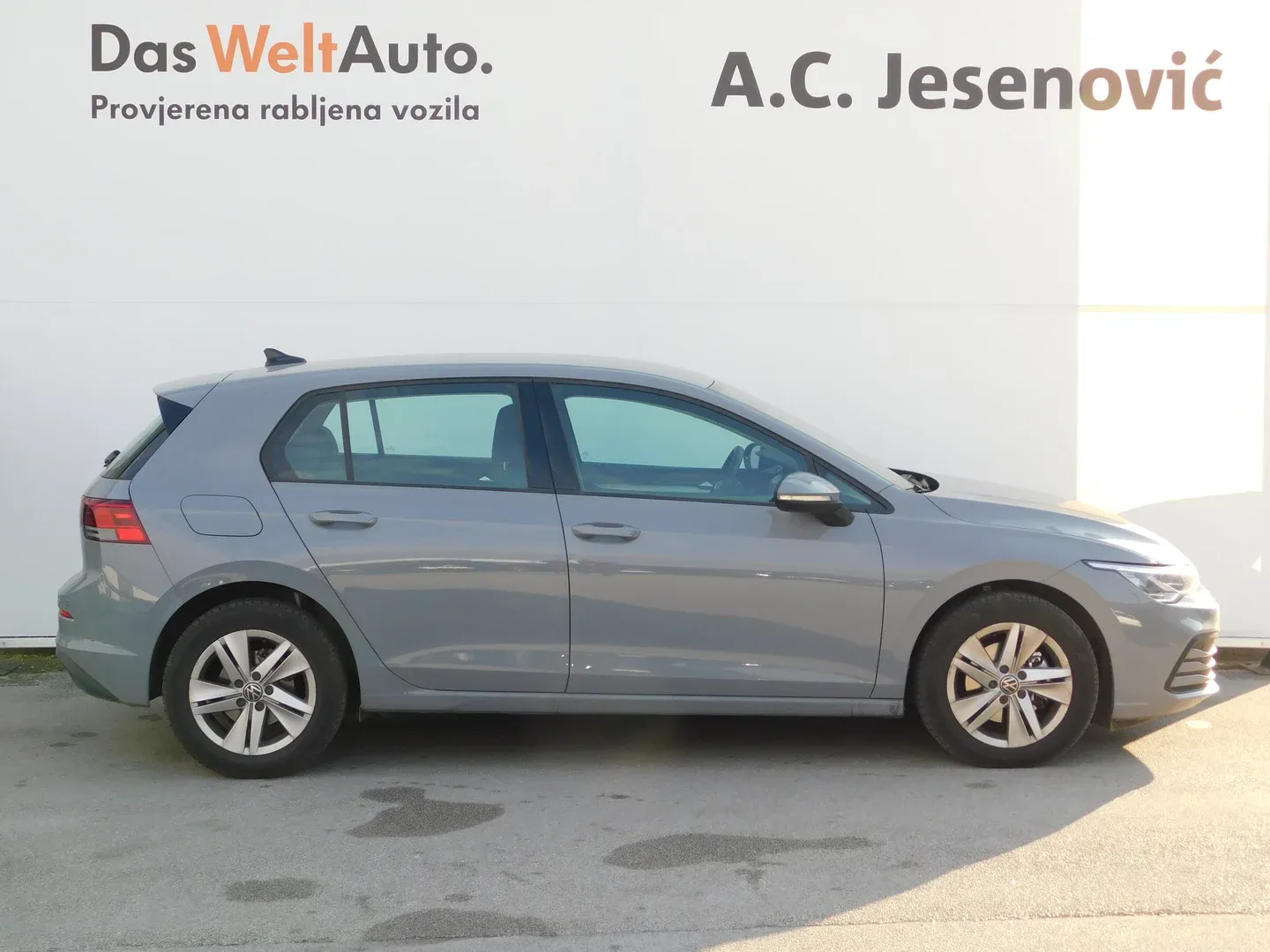 11659 volkswagen golf 2.0 tdi life - slika 4