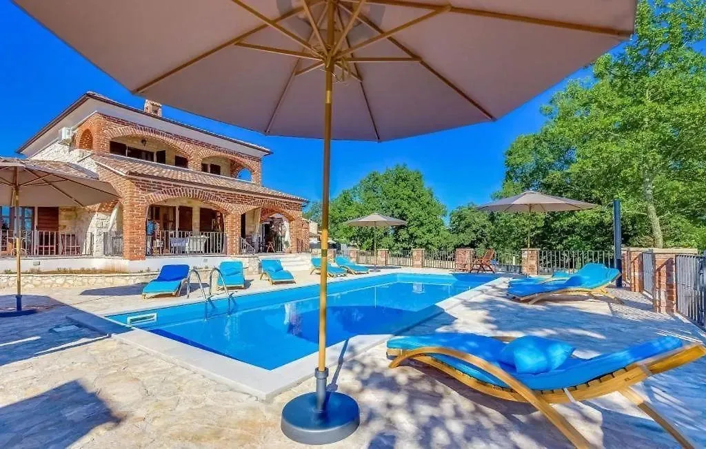 višnjan-rustikalna vila na prodaji sa bazenom (prodaja) - slika 15
