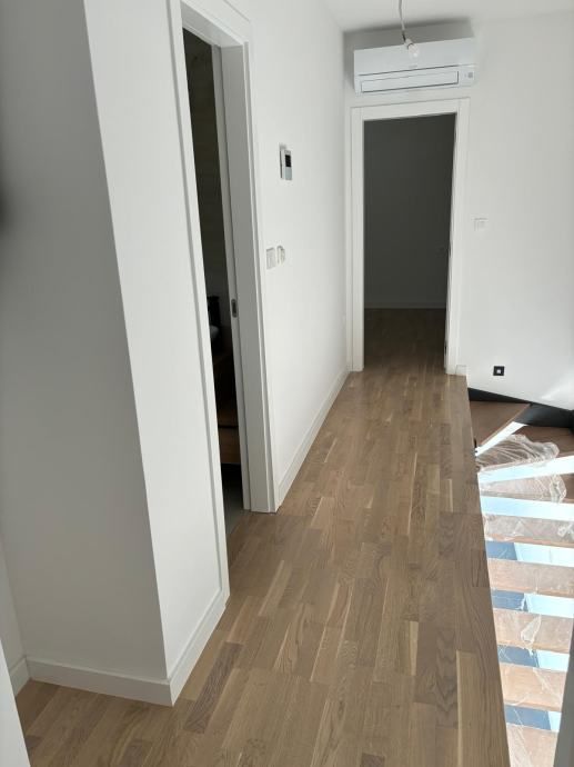 moderna vila s bazenom 60 m od mora - privlaka (zadar) (prodaja) - slika 10