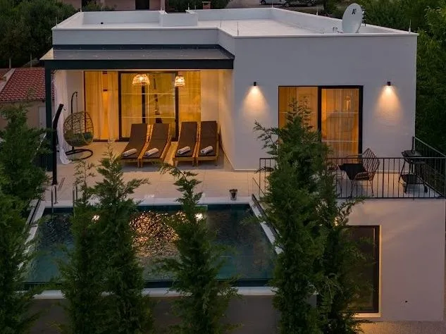 MODERNA VILA S BAZENOM 80 m OD MORA: PRIDRAGA (NOVIGRAD) - Pridraga, Novigrad