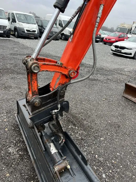 kubota kx057-4 - slika 3