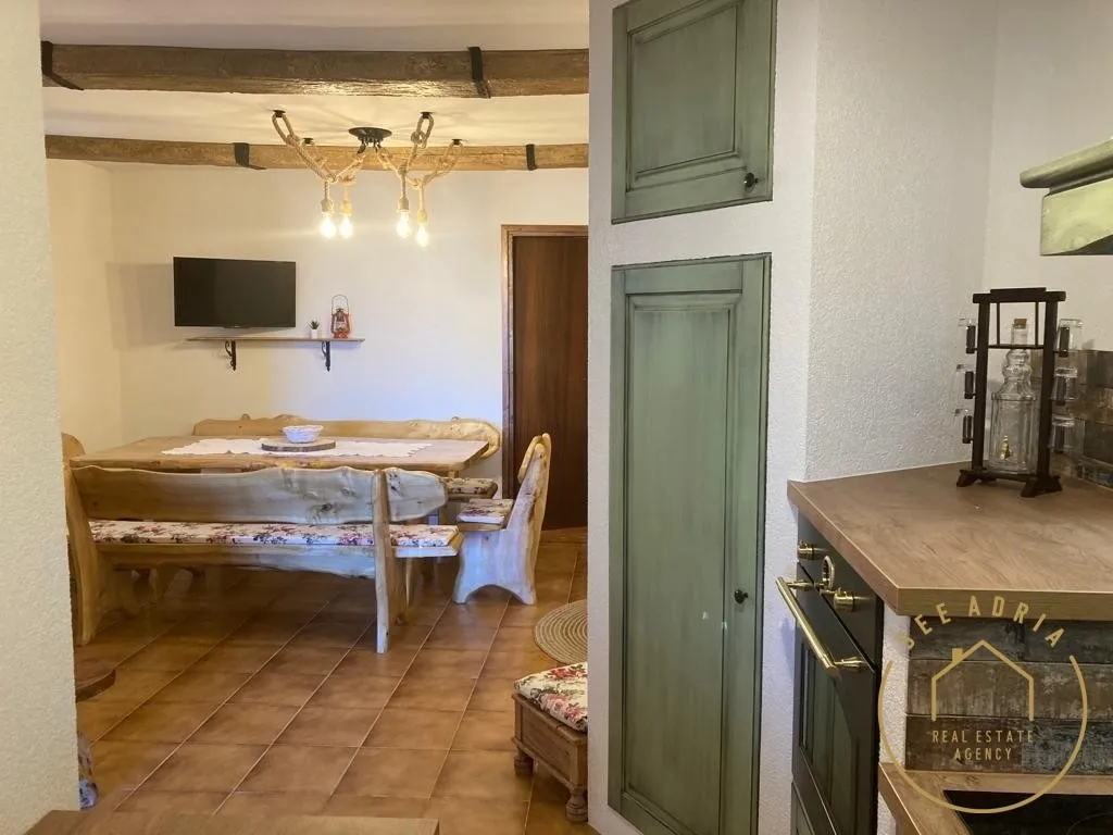 samostojeća kuća na odličnoj lokaciji - slika 12