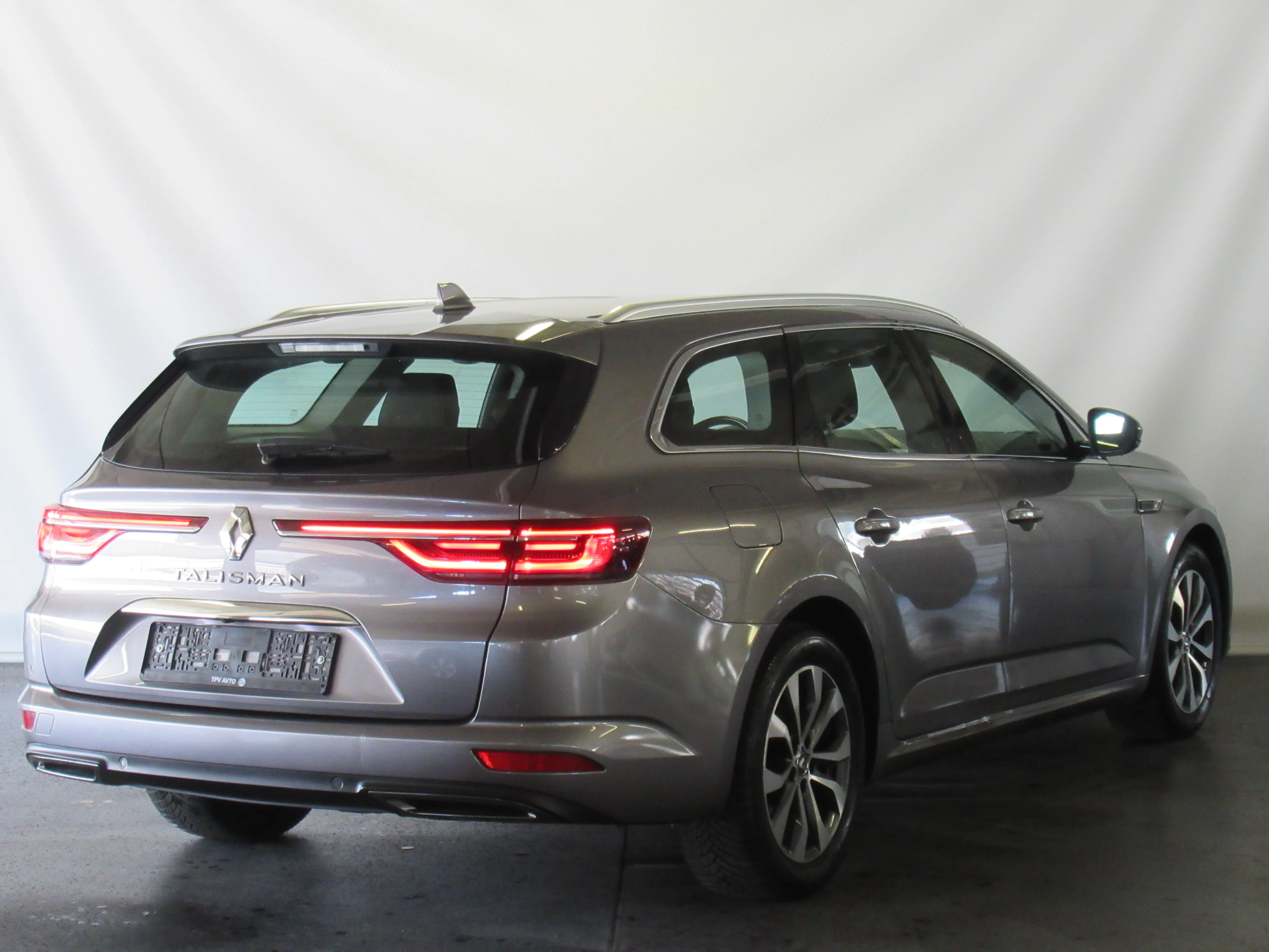 renault talisman grandtour zen tce 160 edc. full led. kamera. navi. - slika 2