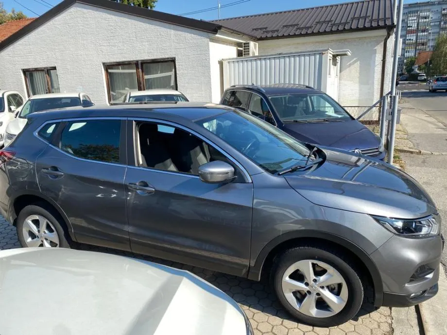 nissan qashqai 1,5 dci automatik, kamera , tempomat, 4 x garancija! - slika 8