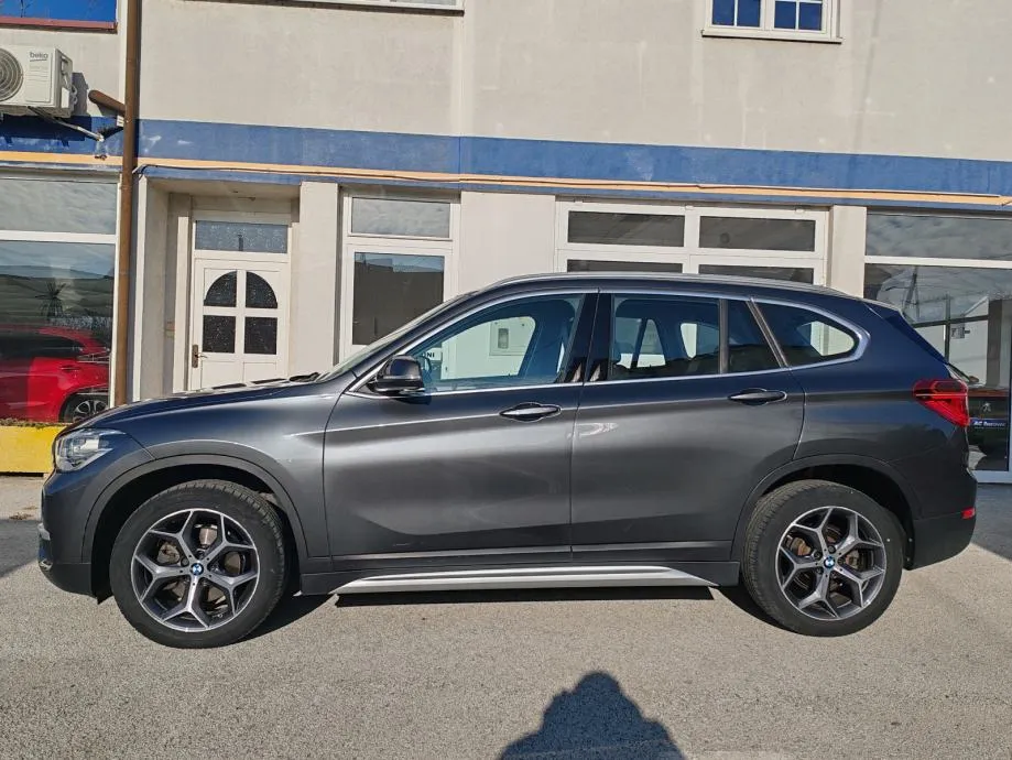bmw x1 sdrive18d x line - slika 5