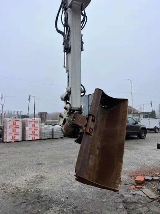 bager takeuchi tb180fr - slika 15