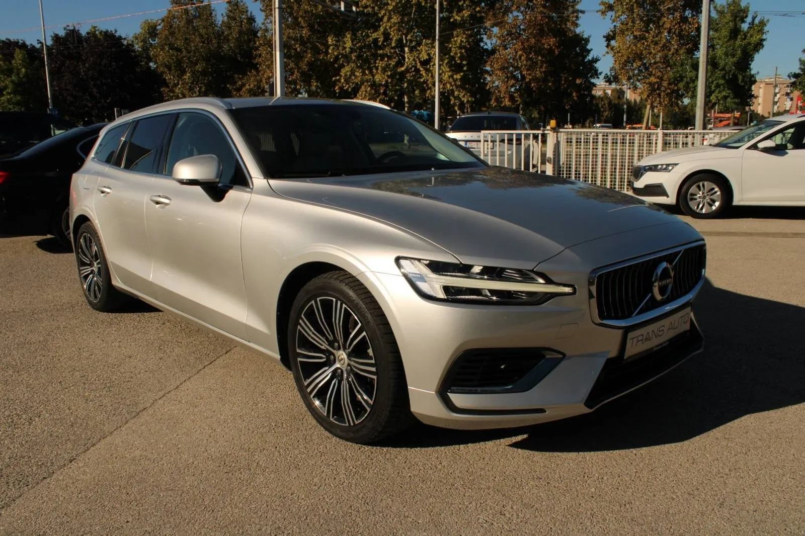 volvo v60 t6 awd recharge inscription *led, navigacija, kamera* - slika 3