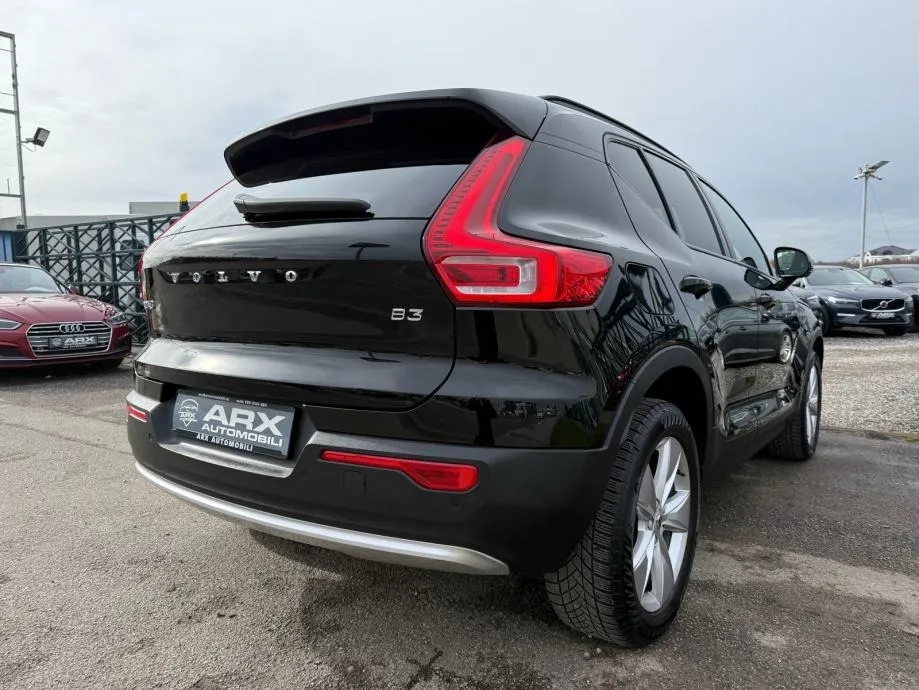 volvo xc40 b3 automatik °virtual°navi°led°kamera°leasing bez učešća° - slika 6