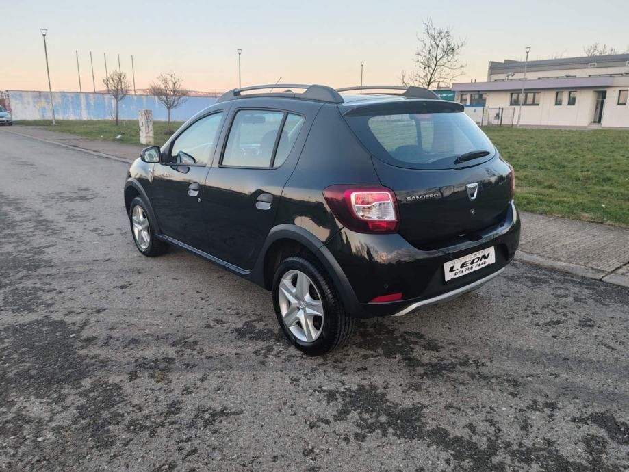 dacia sandero 0,9 tce 90,2014 god,99000 km,kartice - slika 6