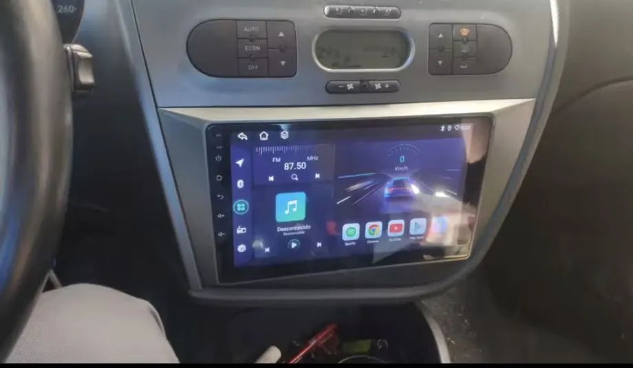 seat leon mk2 2005-2012 original radio navigacija multimedija carplay - slika 3