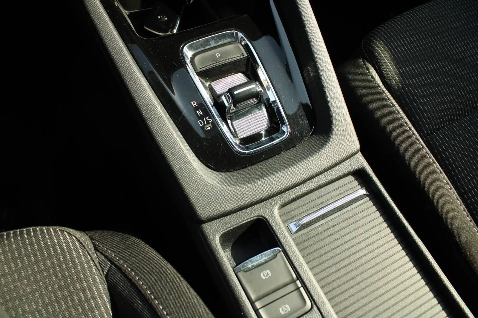 škoda octavia combi 2.0 tdi dsg 150ks *led, navigacija* - slika 11