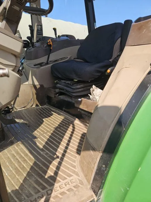 john deere 5820 - slika 10