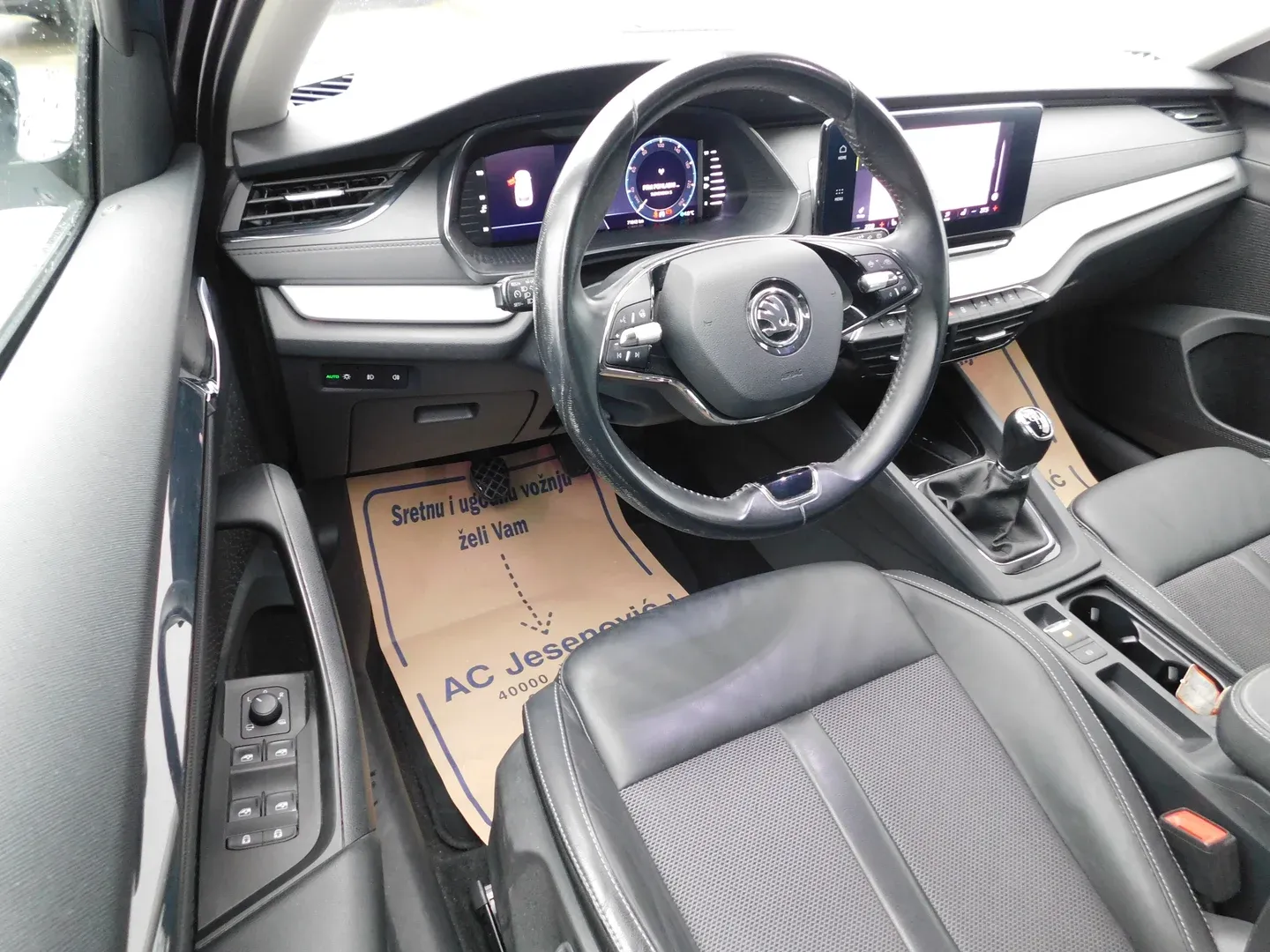 12856 škoda octavia combi ambition 2.0 tdi - slika 9