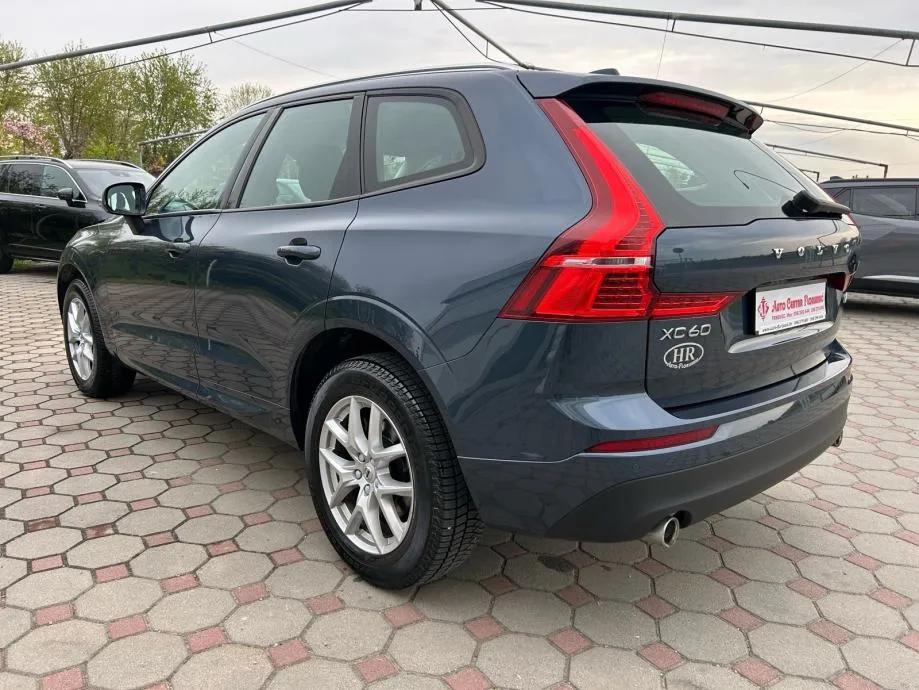 volvo xc60 2.0 d3 2018.,servisna, navi, kamera, park senz, alu 18.... - slika 5