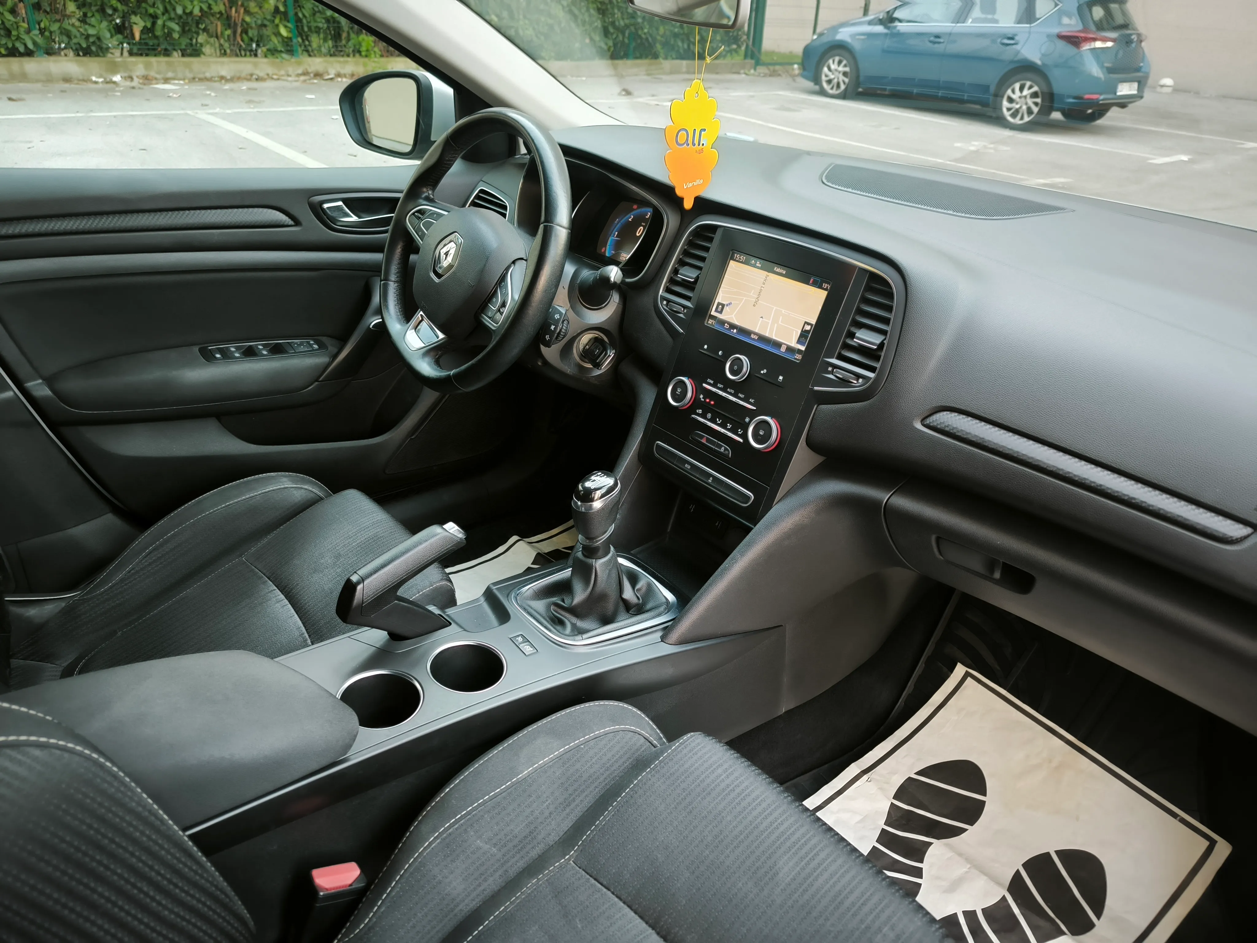 renault megane grandtour 1,5 dci, bussines, reg.1god - slika 20