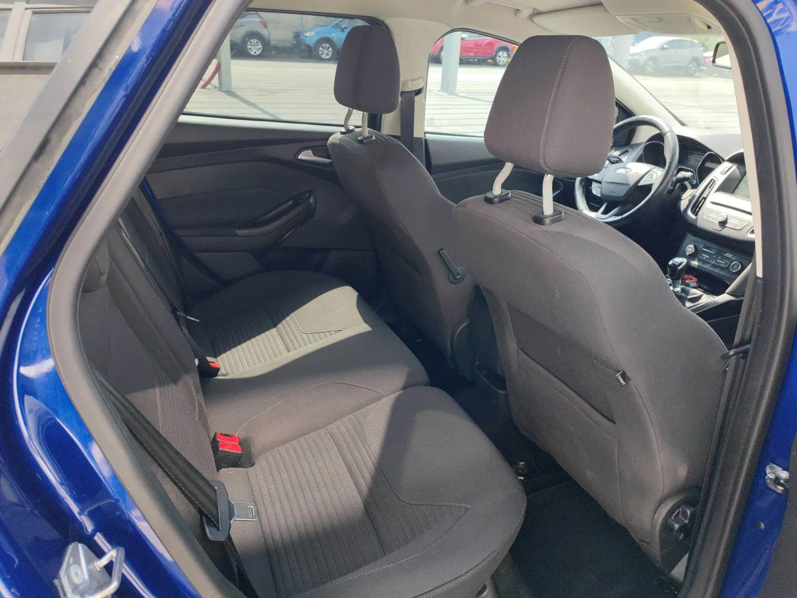 ford focus karavan 1,5 tdci - slika 14