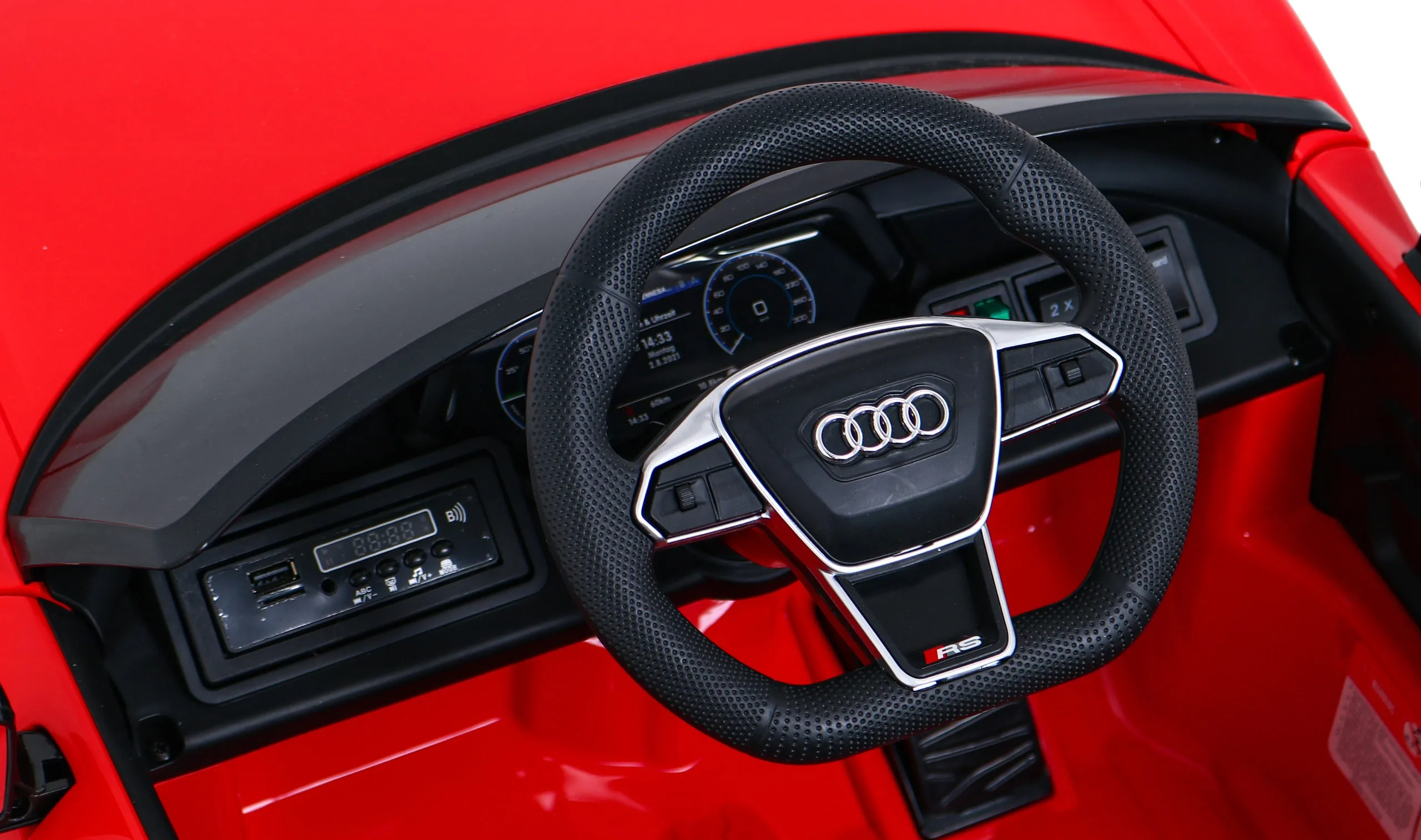 licencirani auto na akumulator audi rs e-tron gt - crveni - slika 7