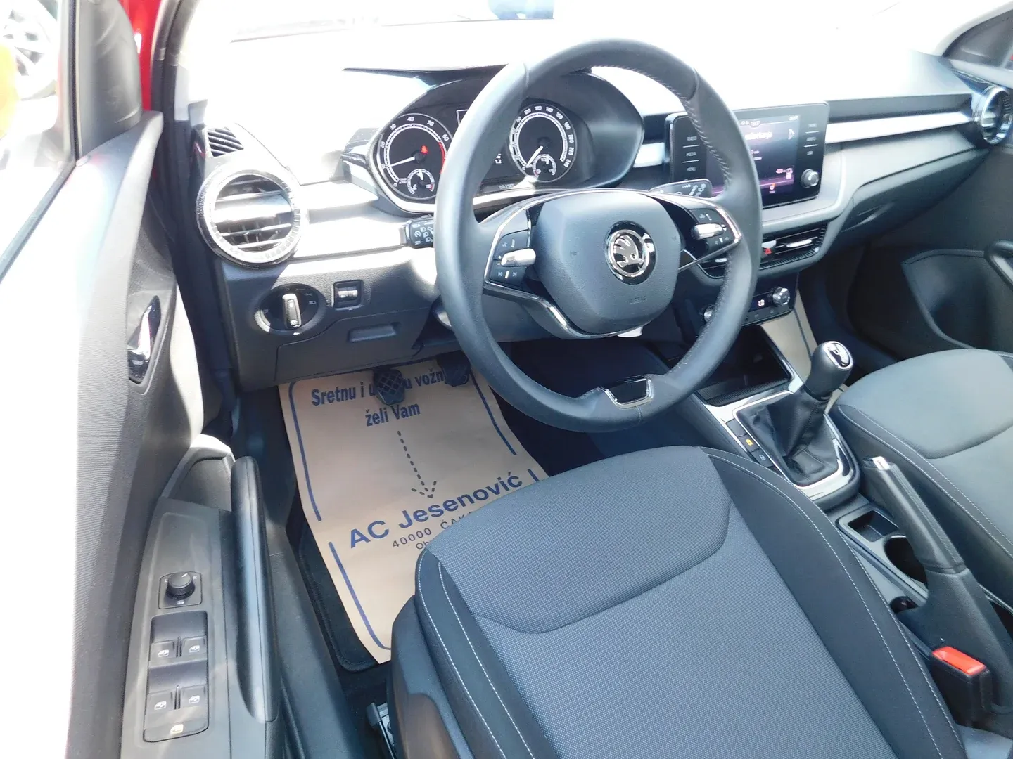 12255 škoda fabia clever 1.0 tsi - slika 8