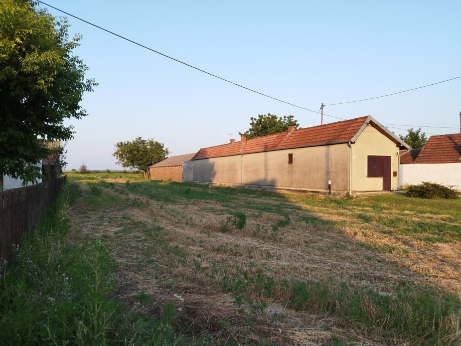 poslovni prostor: briješće, skladišni/radiona, 250 m2 + kuća 160 m2 - slika 6