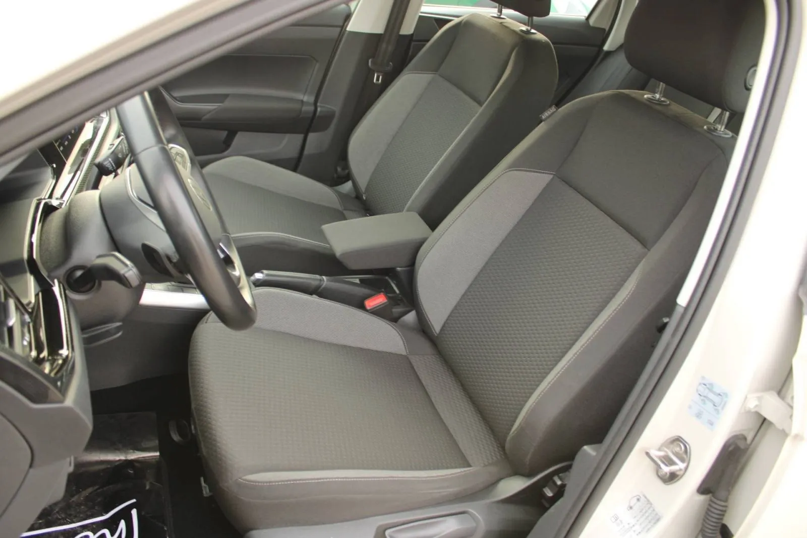 vw taigo 1.0 tsi dsg - slika 6