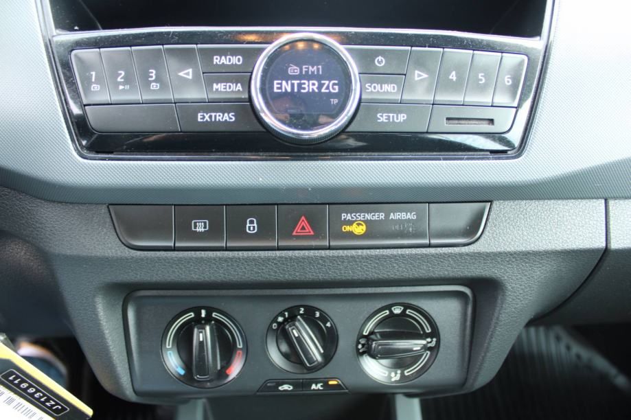 škoda fabia combi 1.0 tsi *95ks* - slika 11