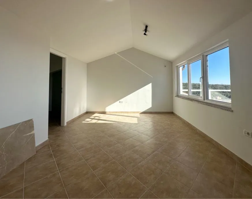 duga uvala – penthouse s krovnom terasom i otvorenim pogledom na more - slika 5