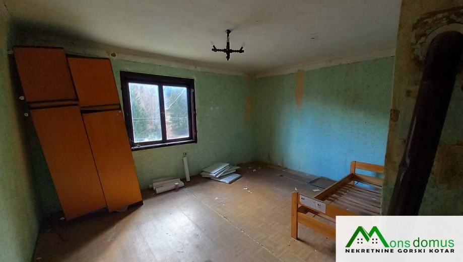 stara kuća u dobrom stanju (prodaja) - slika 6