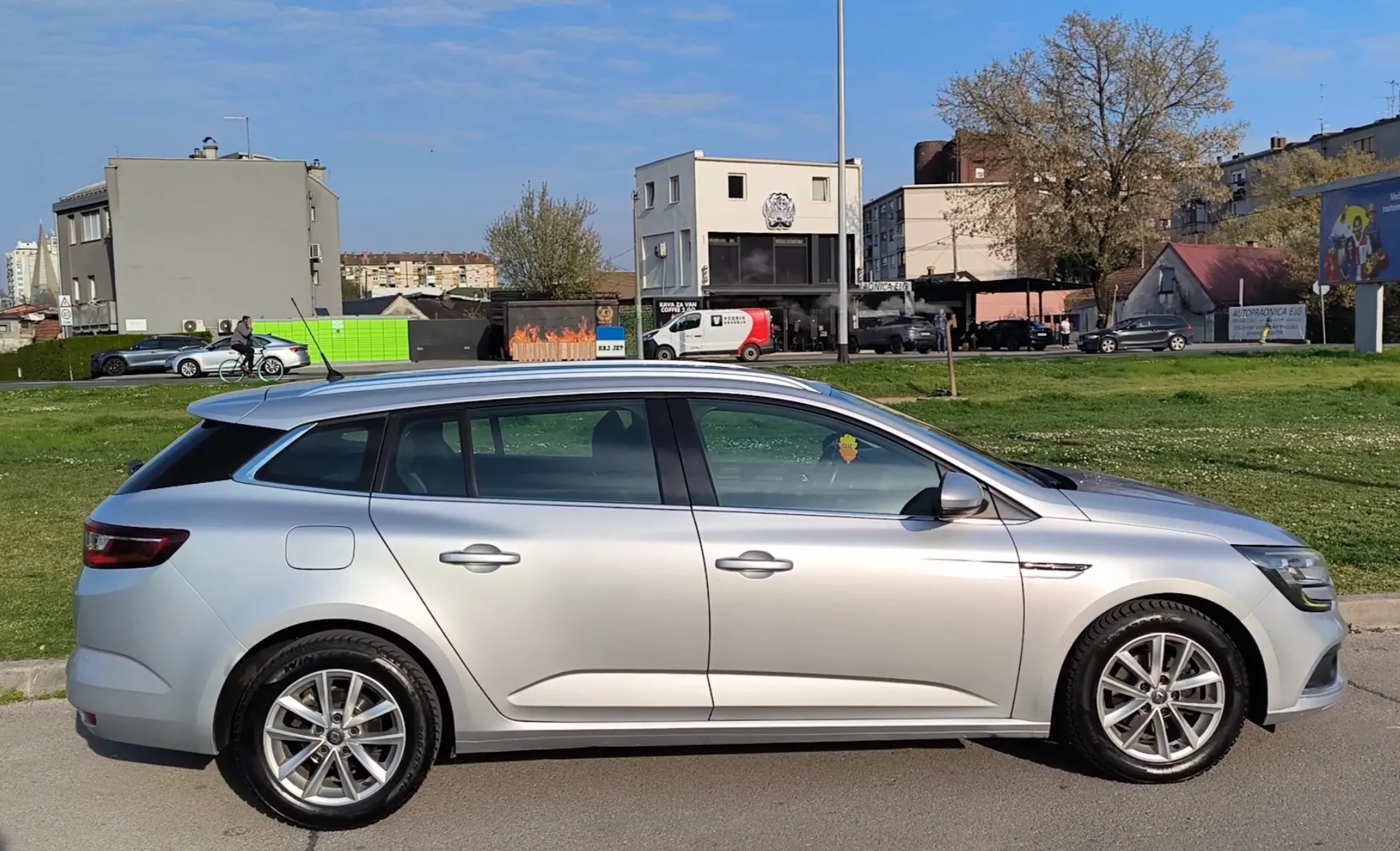 renault megane grandtour 1,5 dci, bussines, reg.1god - slika 13
