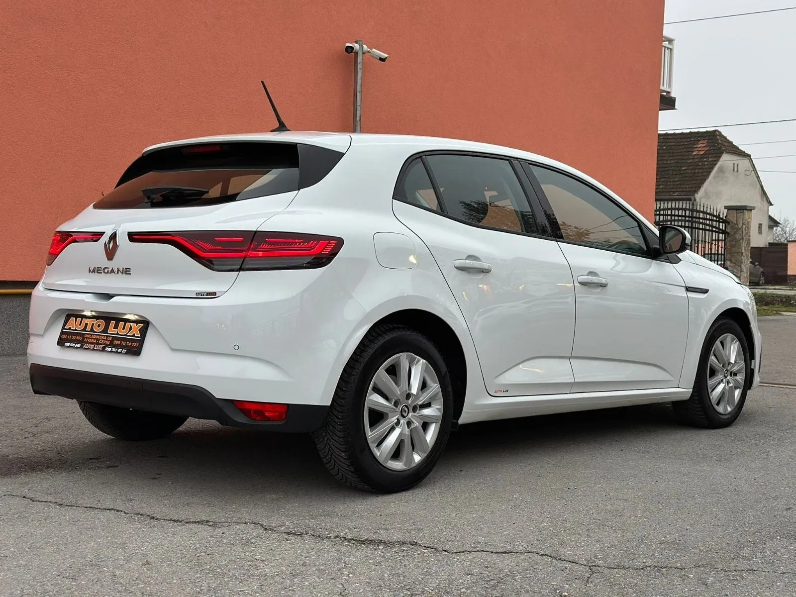 renault megane dci 115 •2022.g.•navigacija•leasingbezučešća• - slika 6