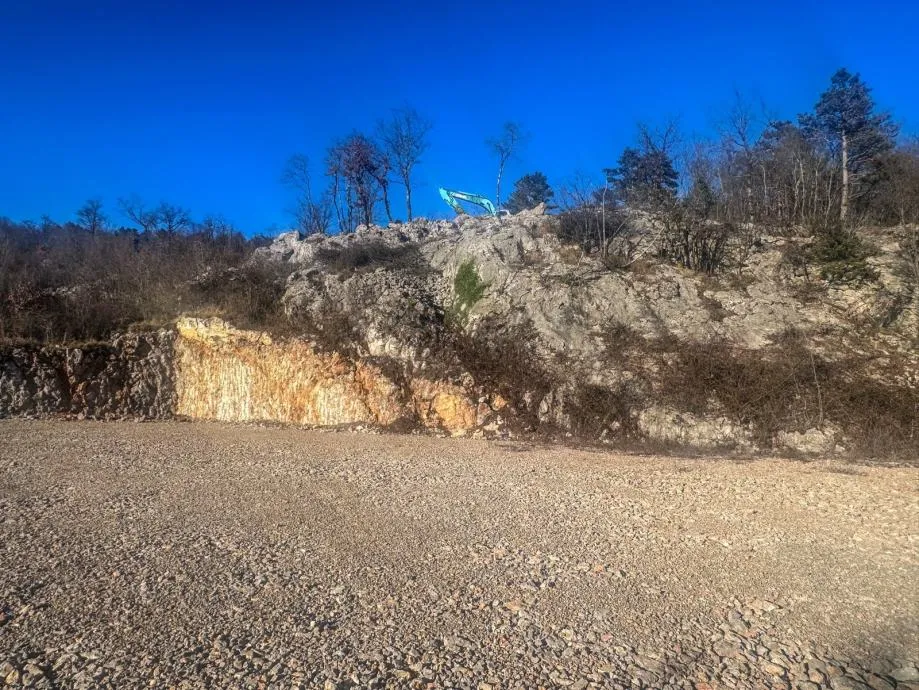 klana-građevinsko zemljište od 1389 m² s pogledom na more - slika 3
