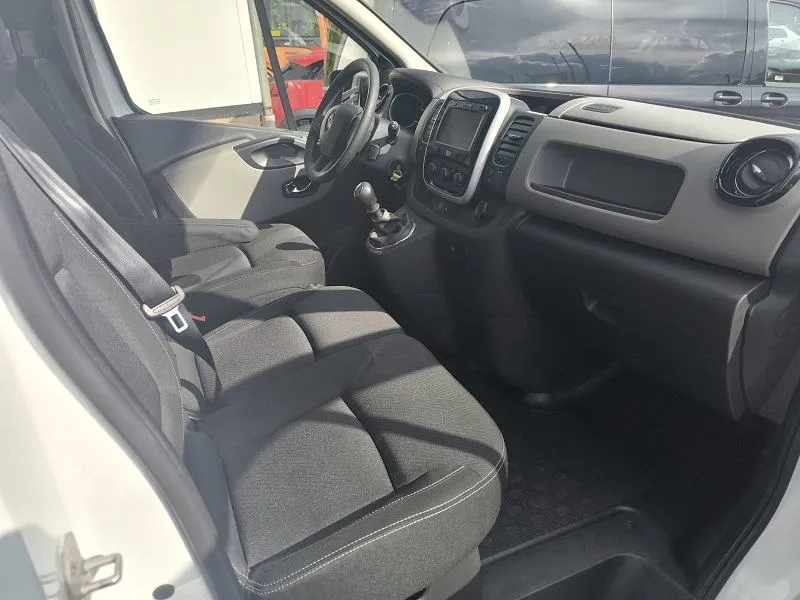 renault trafic 1.6 dci*klima*navigacija*tempomat* - slika 10