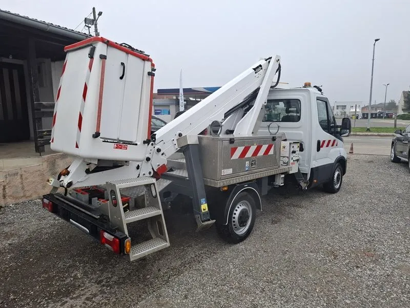 iveco daily 35s14*dizalica košara sa stopama*klima*navigacija* - slika 5