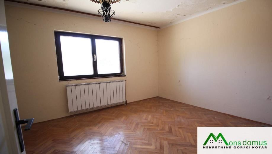 kuća za nas i dva apartmana za najam (prodaja) - slika 5