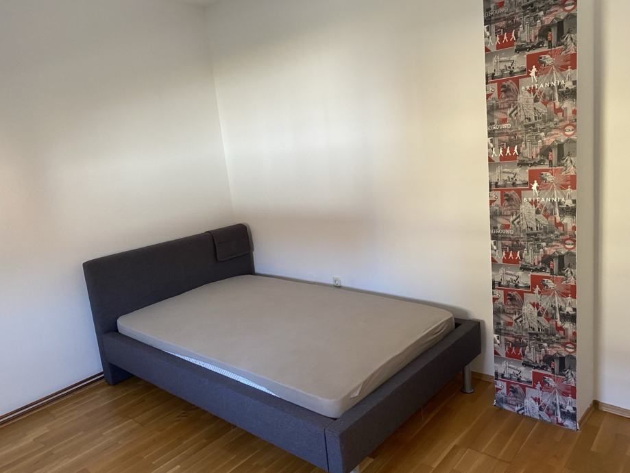 kuća: osijek, retfala, katnica, 292.00 m2 (+ stan u dvorištu 80.00m2) - slika 10